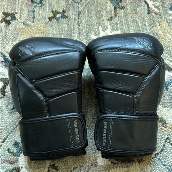 Hayabusa Other - Black Boxing Gloves